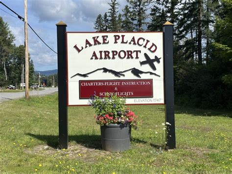 10 Breathtaking Lake Placid Airport Photos