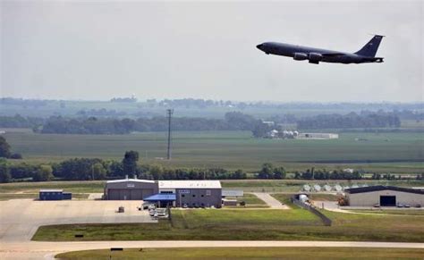 5 Airports Near Scott Air Force Base