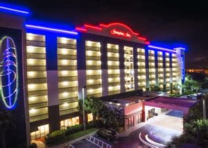 5 Cocoa Beach Hotels With Free Airport Shuttle