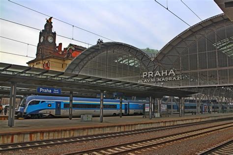 5 Easy Ways To Get From Prague Airport To Train Station