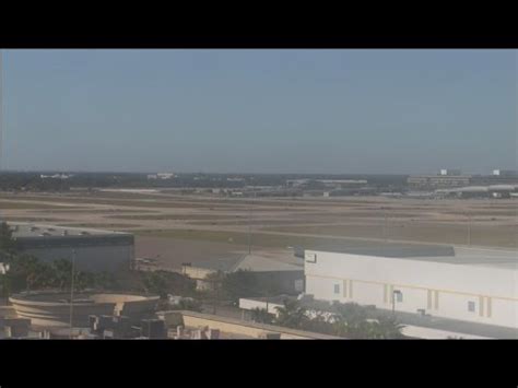 5 Orlando Airport Webcam Streaming Options