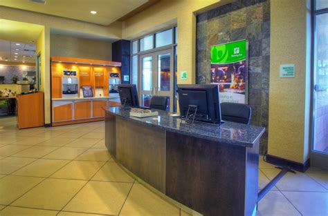 5 Tips For Choosing Quality Inn Phoenix Airport