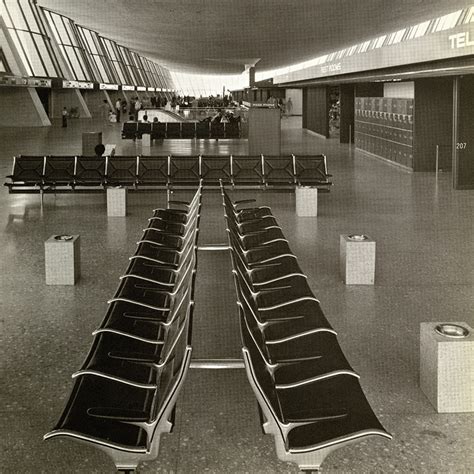 5 Ways Eames Airport Seating Revolutionizes Travel