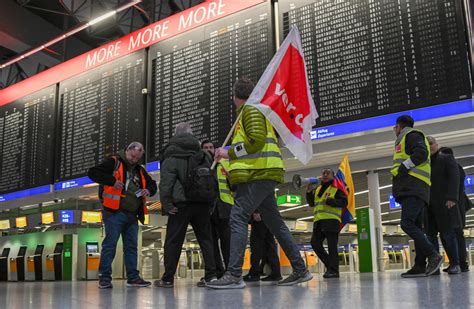 5 Ways To Cope With Iceland Airport Strike