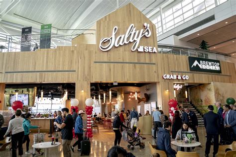 5 Ways To Enjoy Brewtop Social At Seattle Airport