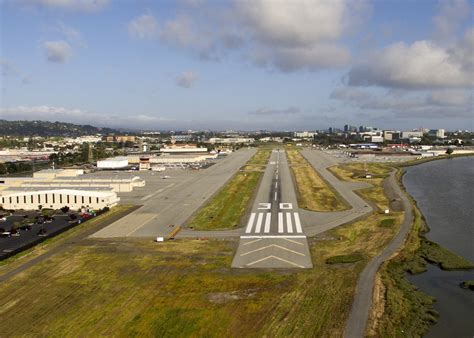 5 Ways To Enjoy San Carlos Airport Cafe