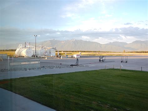 5 Ways To Navigate Cranbrook Canadian Rockies Airport