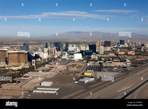 5 Ways To Reach Las Vegas Strip From Airport