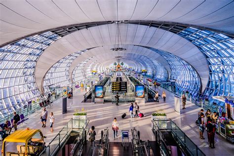 5 Ways To Relax At Chennai Airport Lounges