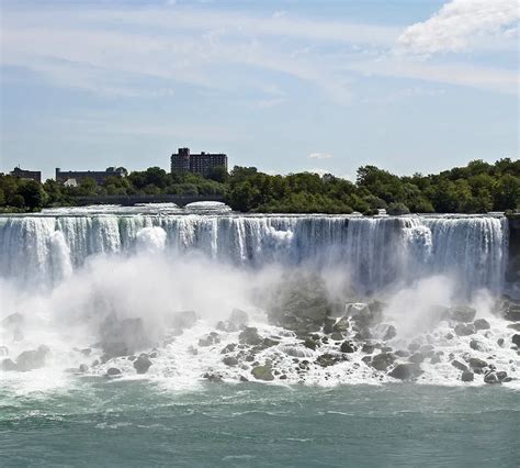 5 Ways To Shuttle From Niagara Falls To Toronto Airport