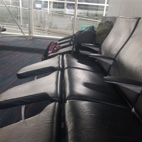 7 Best Spots To Sleep In Dfw Airport