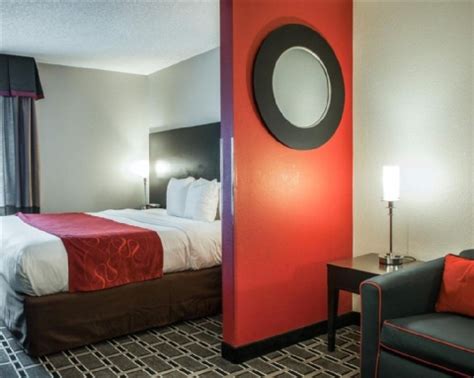 Airport Executive Plaza Nashville: Convenient Lodging Near Bna