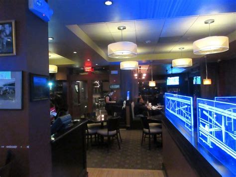 Airport Grille New Bedford: Savoring Flavor Before Flight