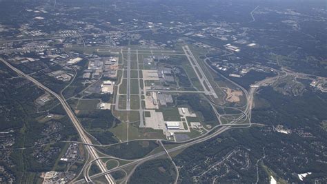 Airport Near Fort Liberty Nc: Piedmont Triad Intl Options