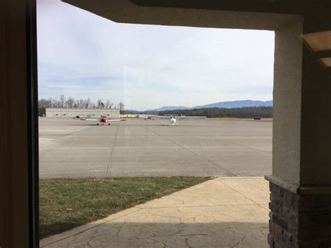 Best Airport For Pigeon Forge, Tn Travelers