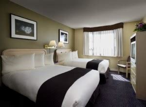 Coast Vancouver Airport Hotel: Comfort And Convenience