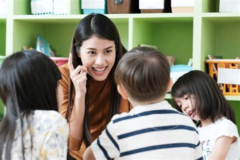 Early Steps To Bilingual Success In Preschool