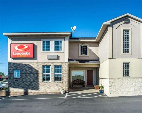 Econo Lodge Syracuse Airport: Comfortable Stays Near The Terminal