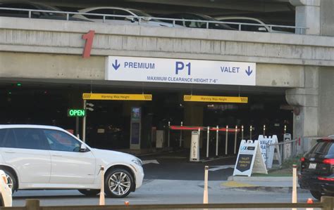 Fast Track Lax Airport Parking Made Easy