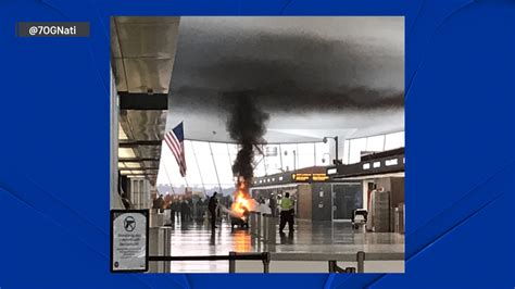 Fire Near Dulles Airport Today Latest News And Updates