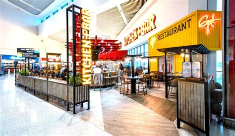 Guy Fieris Newark Airport Eats: 5 Must-Try Spots