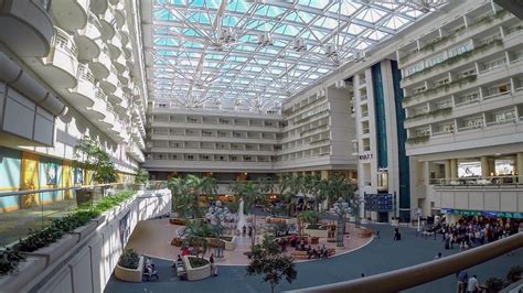 Hyatt Regency Orlando Airport Day Room Review