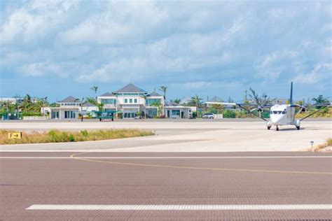 Jags Mccartney Airport: A Gateway To Grand Cayman Island