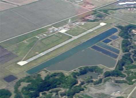 Ktdw Airport: Dawson Creeks Gateway To The North