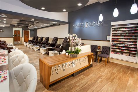 Nail Salon Near Airport: Quick And Convenient Beauty Services