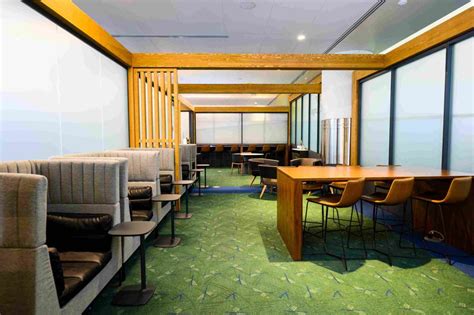 Portland Airport Lounges: Relax Before Your Flight