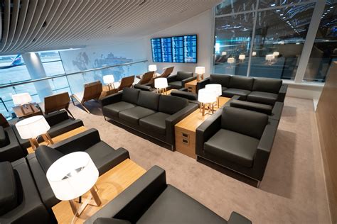 Ppt Airport Lounge: Relax In Style Before Your Flight