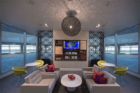 Relax At Norfolk Airport Lounge: Your Travel Oasis