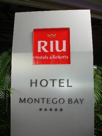 Riu Montego Bay To Airport Distance And Transfer Options