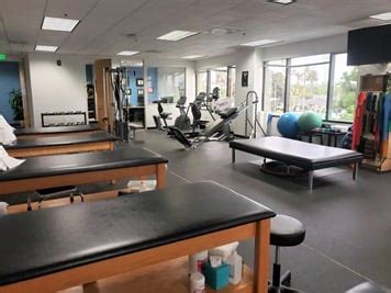 Select Physical Therapy Long Beach Airport Plaza Experts