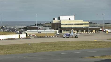 Sumburgh Airport Webcam: Live Shetland Weather Feed