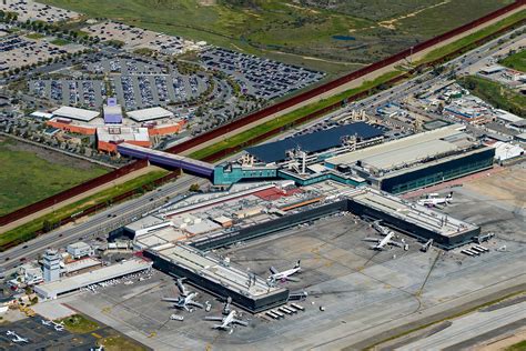 Tijuana International Airport (Tipl) Travel Guide