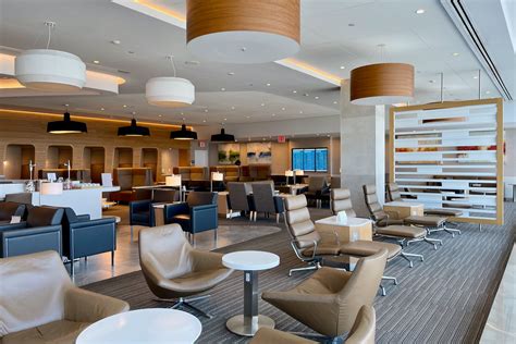 Top 5 Lounges At St Louis Airport