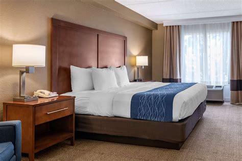 Top 5 Sanford Airport Hotels With Free Shuttle