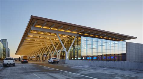 United Airlines Terminal At Mci Airport Guide