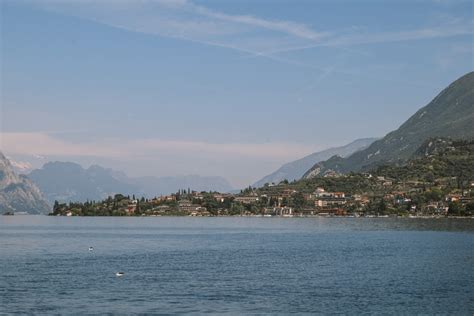 Verona Airport To Lake Garda: Distance And Travel Options